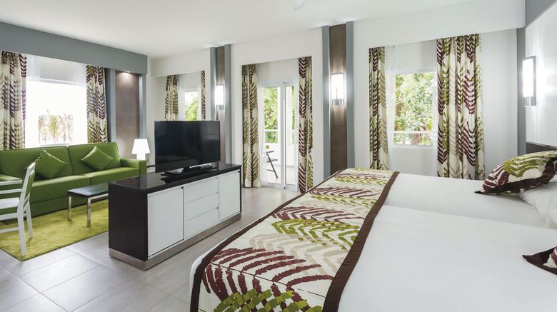 <b>Riu Playacar Suite</b>