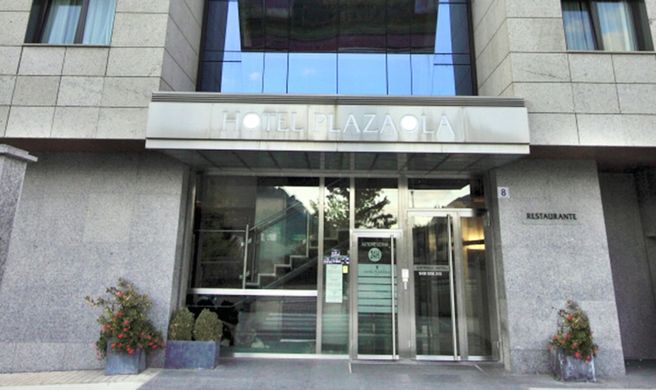Plazaola Exterior