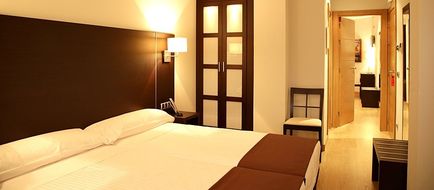 Plazaola Room