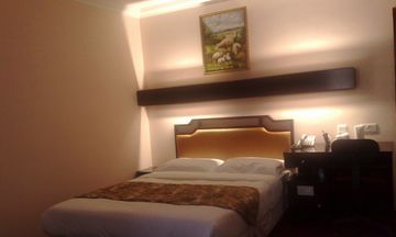 London Star Hotel