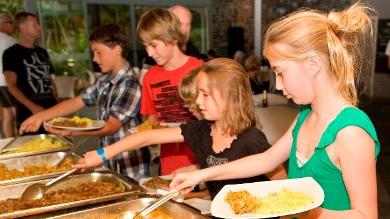 <b>Darlington Beach Resort and Holiday Park Banquet</b> <b>Darlington Beach Resort and Holiday Park Banquet</b>