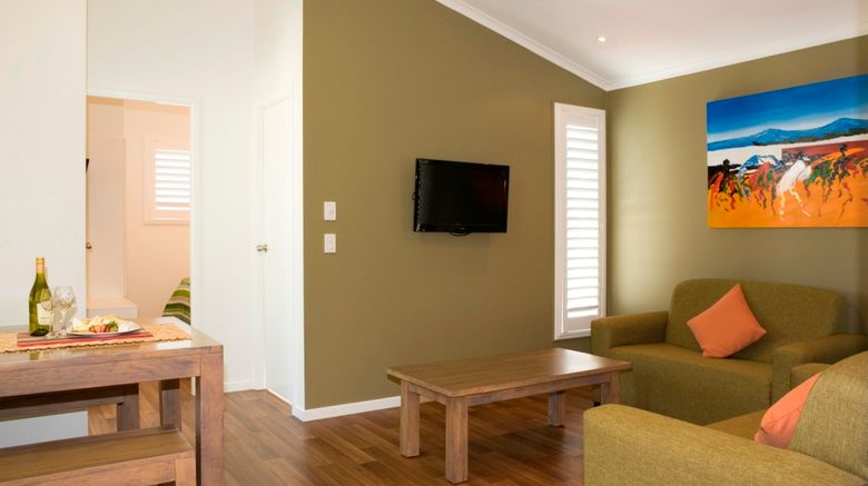 <b>Darlington Beach Resort and Holiday Park Room</b> <b>Darlington Beach Resort and Holiday Park Room</b>
