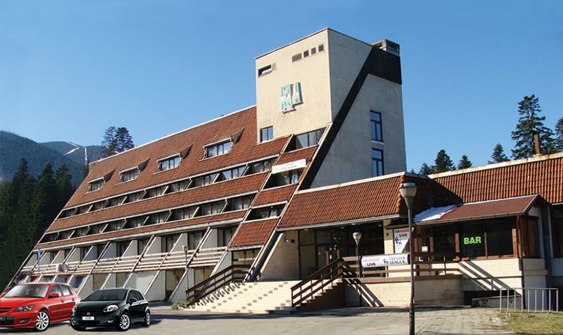 Ela Hotel Exterior