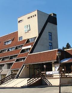 Ela Hotel