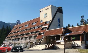 Ela Hotel