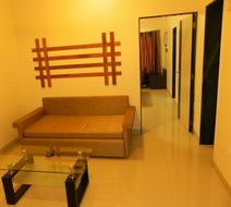 Hotel Reeva Suites Room