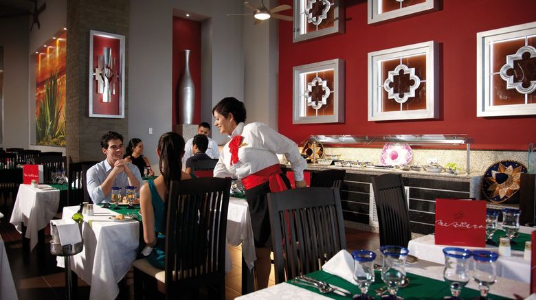 <b>Riu Palace Peninsula Restaurant</b>