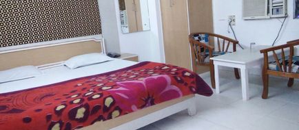 Hotel Royal Palace Room