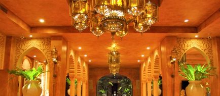 Amanda Hotel Lobby