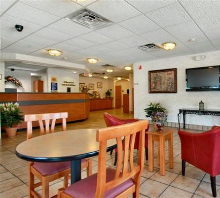 Microtel Inn & Stes Charlotte/Northlake Lobby