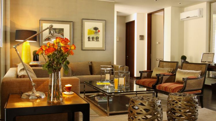 Hotel Los Espanoles Lobby