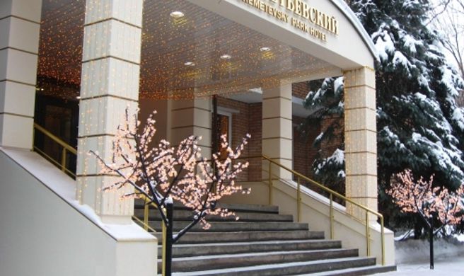 Sheremetevsky Park Hotel Exterior