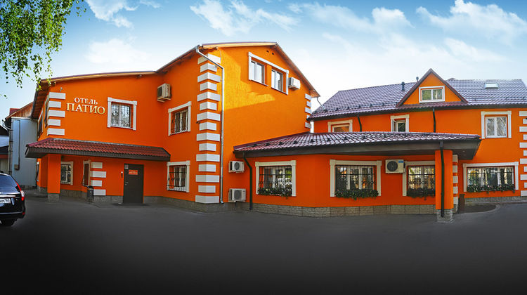 Patio Hotel Exterior