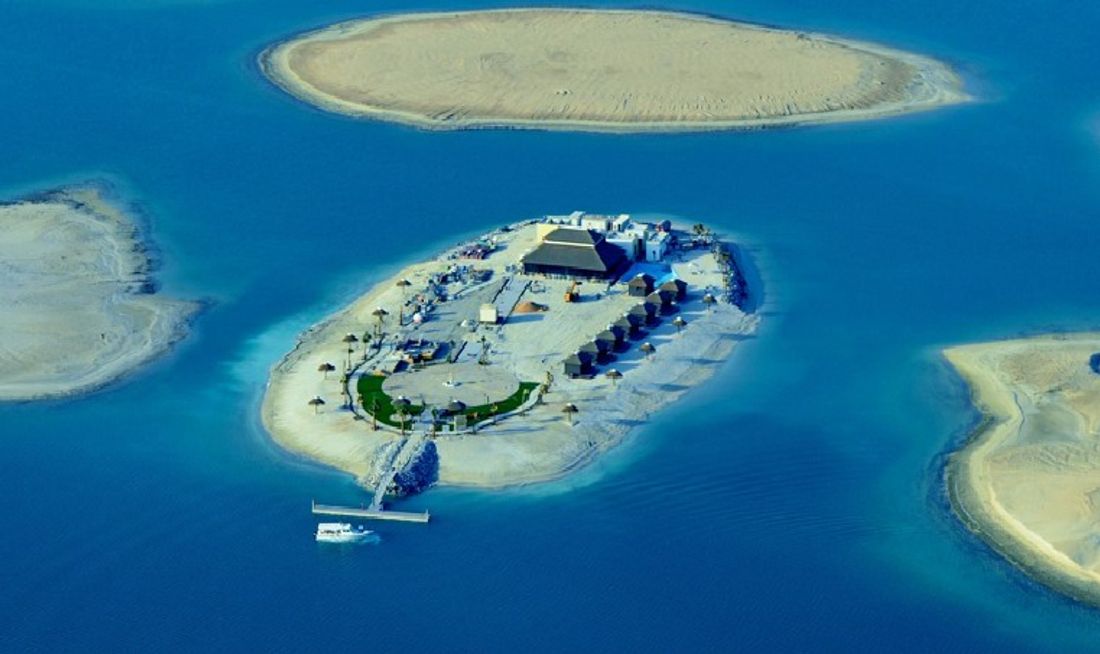 Royal Island Beach Club Exterior