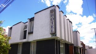 Casa Hotel La Estancia
