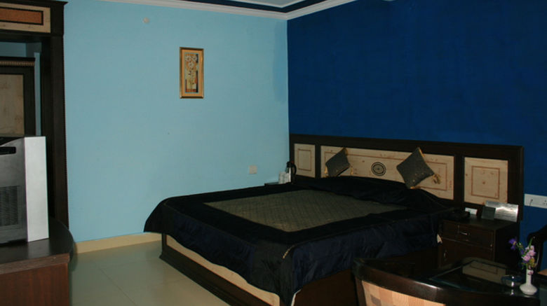 <b>Hotel Pine Havens Bar/Lounge</b>