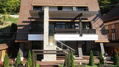 Freya House-Busteni
