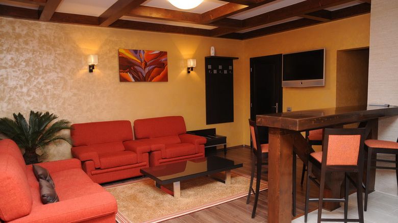 <b>Freya House-Busteni Suite</b>
