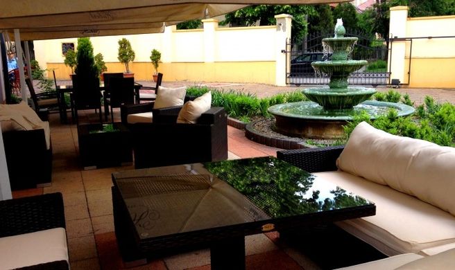 Hotel Dalia Exterior