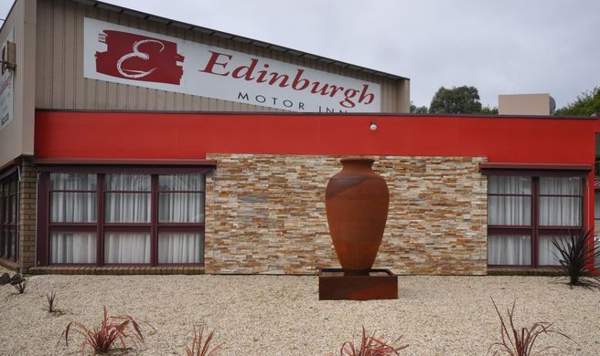 Edinburgh Motor Inn Warragul Exterior