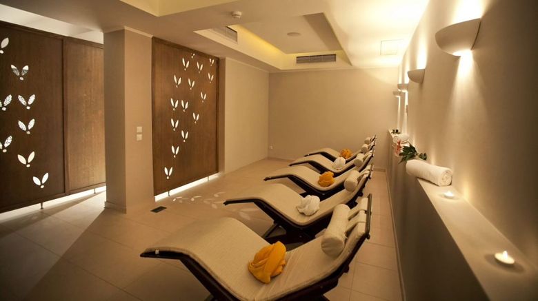<b>Simantro Beach Hotel Spa</b>