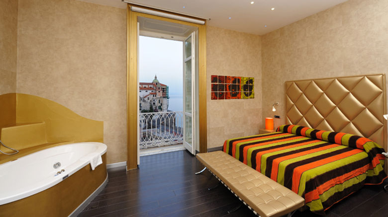 <b>Hotel Palazzo Ferraioli Room</b>