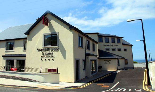 Strandhill Lodge & Suites Exterior