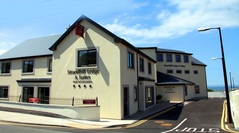 Strandhill Lodge  and  Suites Exterior