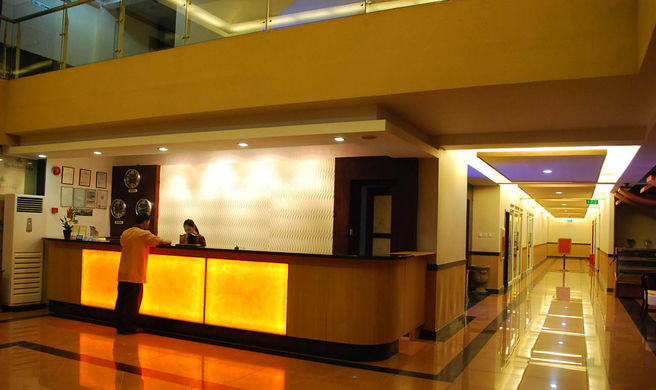 The Orchard Cebu Hotel & Suites Lobby