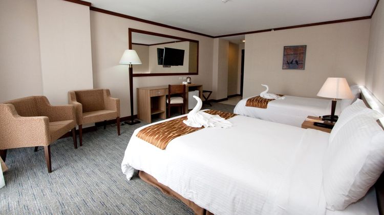 Dohera Hotel Room