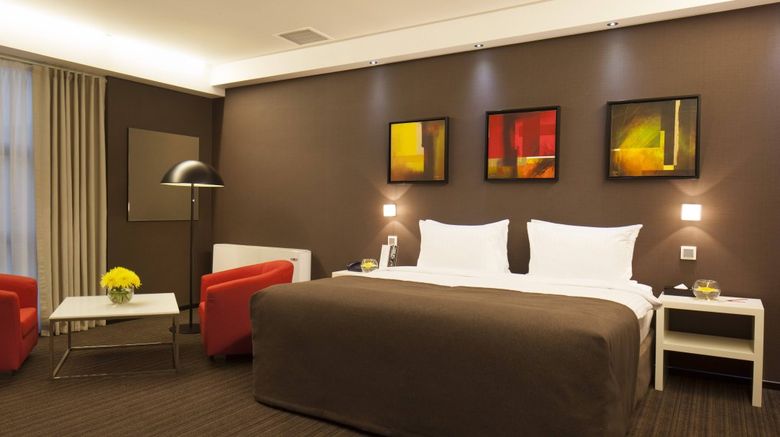 <b>Ramada Hotel & Suites Baku Room</b> <b>Ramada Hotel & Suites Baku Room</b>