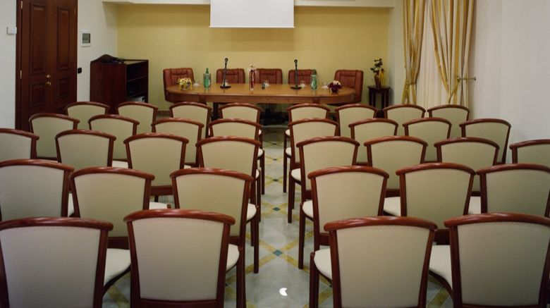 <b>Hotel Ypsigro Palace-Castelbuono Meeting</b>