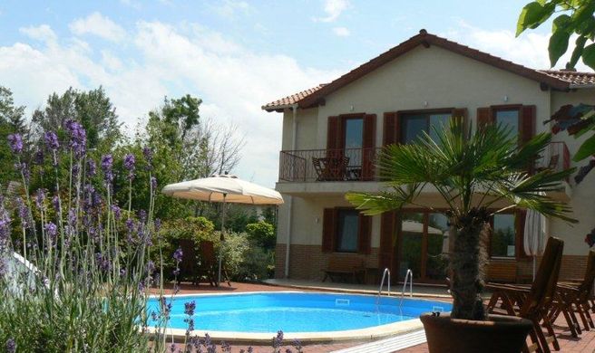 Hullam Villa-Balatonmariafurdo Exterior