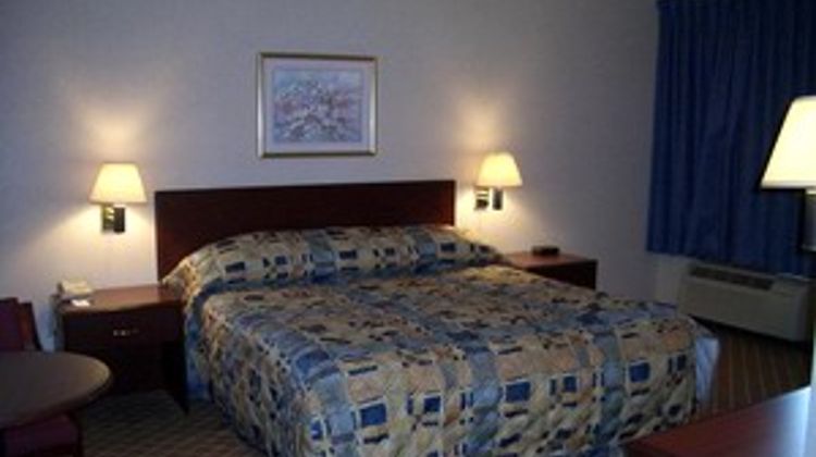 Garner Hotel Warren Northwest Room