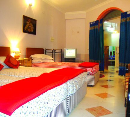 Babylon Hotel & Serviced Apartment Room