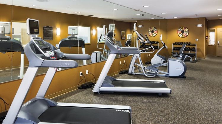 Clubhouse Hotel & Suites Health
