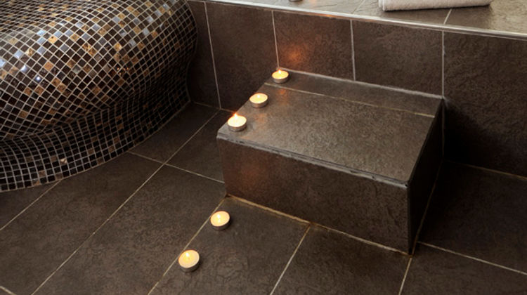 Nemea Toulouse Constellation Spa