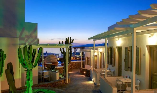 Damianos Hotel Exterior