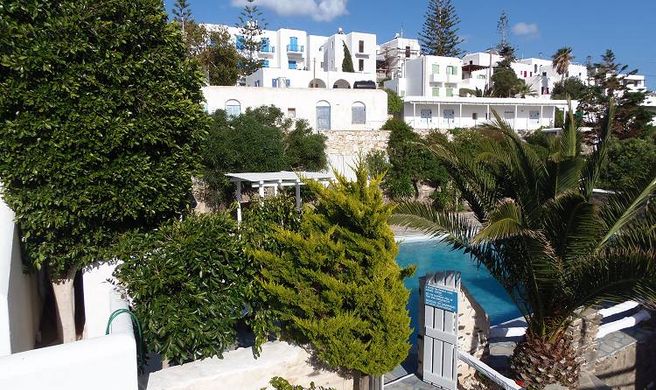 Hotel Manos Exterior