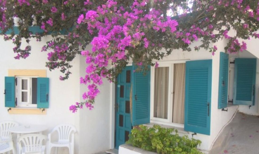 Pension Atlas, Santorini Exterior