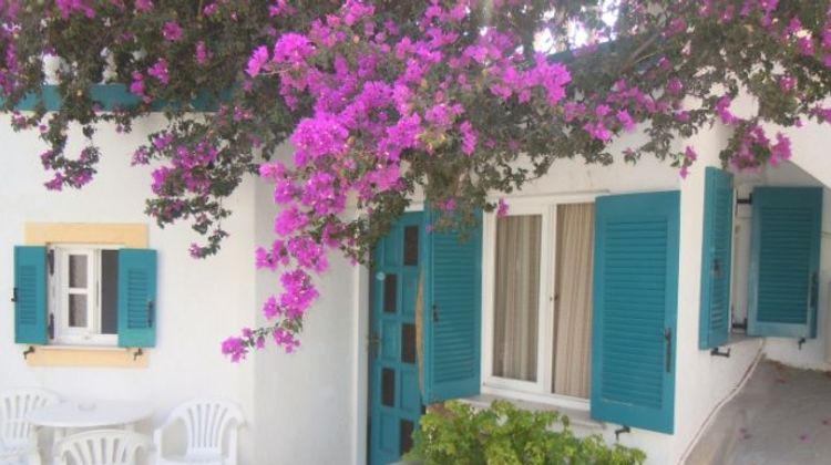 Pension Atlas, Santorini Exterior