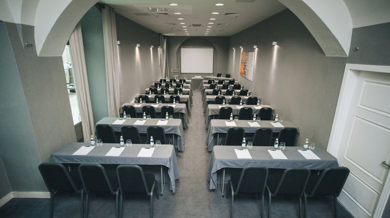 <b>Hotel Zenit Budapest Palace Meeting</b>