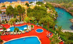 Ona Cala Pi Club