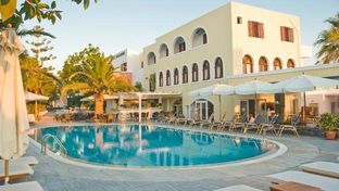 Hotel Makarios