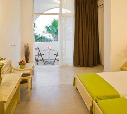 Hotel Makarios Room