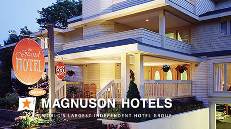 The Grand Hotel Ogunquit Exterior