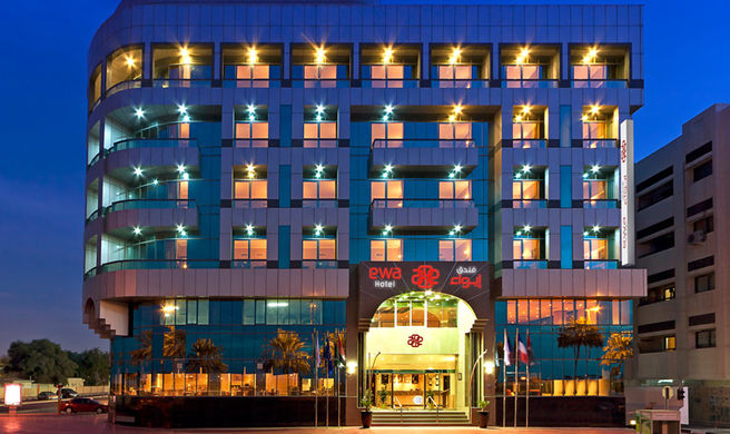 Sun & Sand Sea View Hotel Exterior
