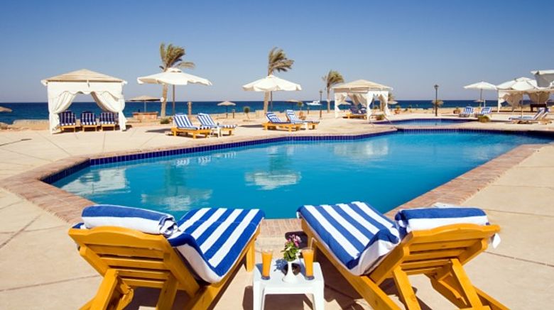 <b>Dome Marina Swiss Inn Resort Pool</b>