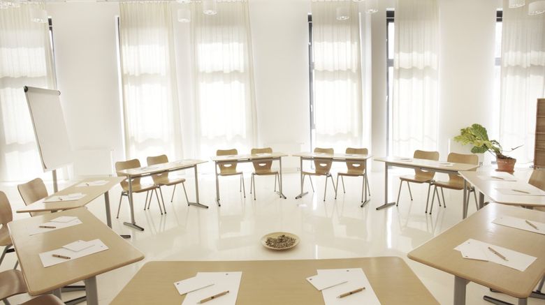 <b>Almodovar Meeting</b>