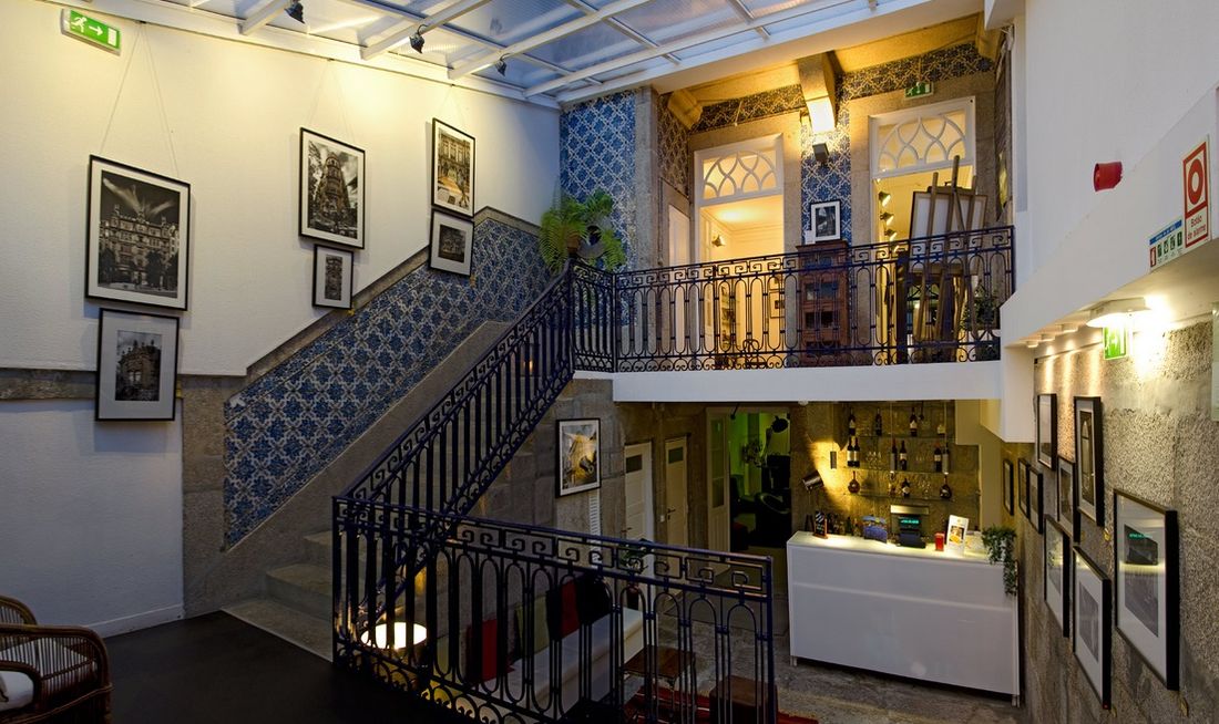 Gallery Hostel Lobby